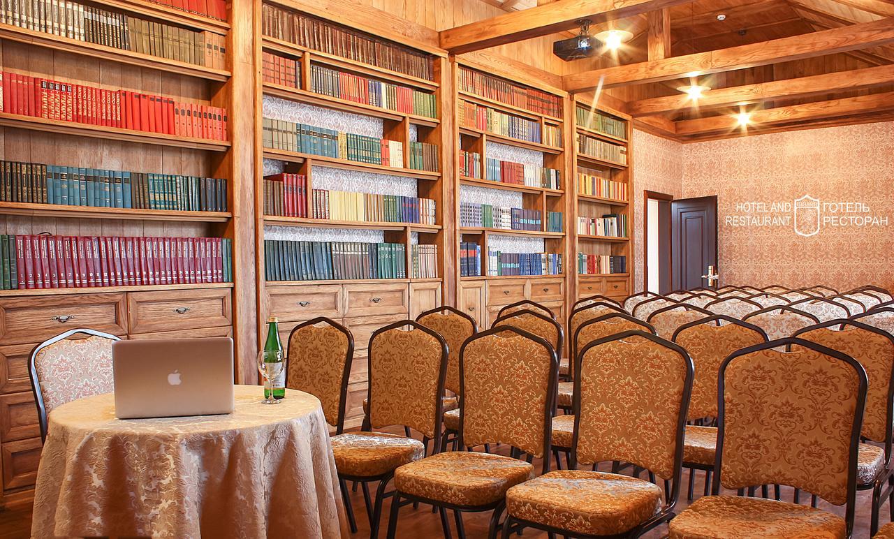 Hotel Kilikiya อุชโฮรอด ภายนอก รูปภาพ